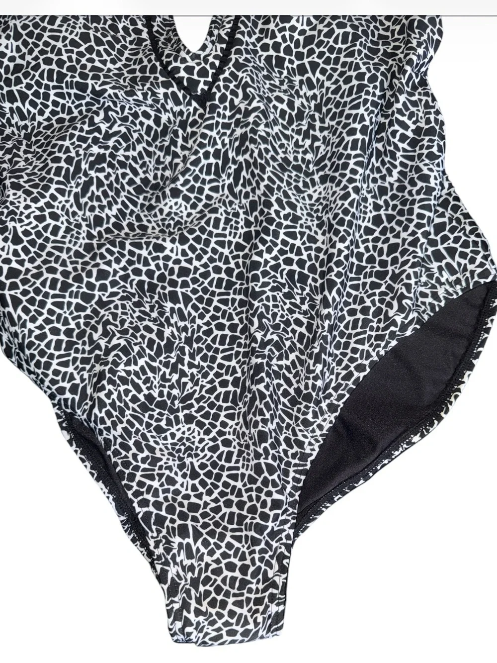 NWT Frederick’s of Hollywood Capri One Piece Swimsuit XL Black White Plunge